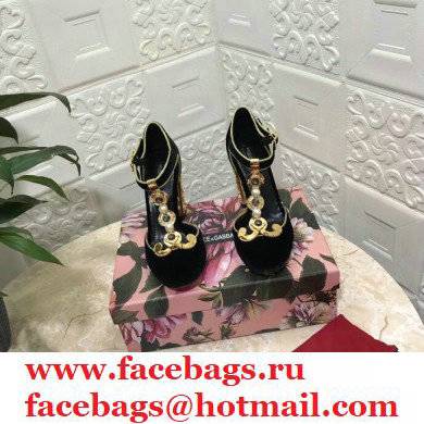 Dolce  &  Gabbana Heel 10.5cm T-strap Sandals Black with Pearls 2021